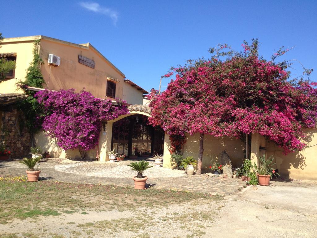 Il Ruscello Villa SantʼAnna Arresi Екстериор снимка